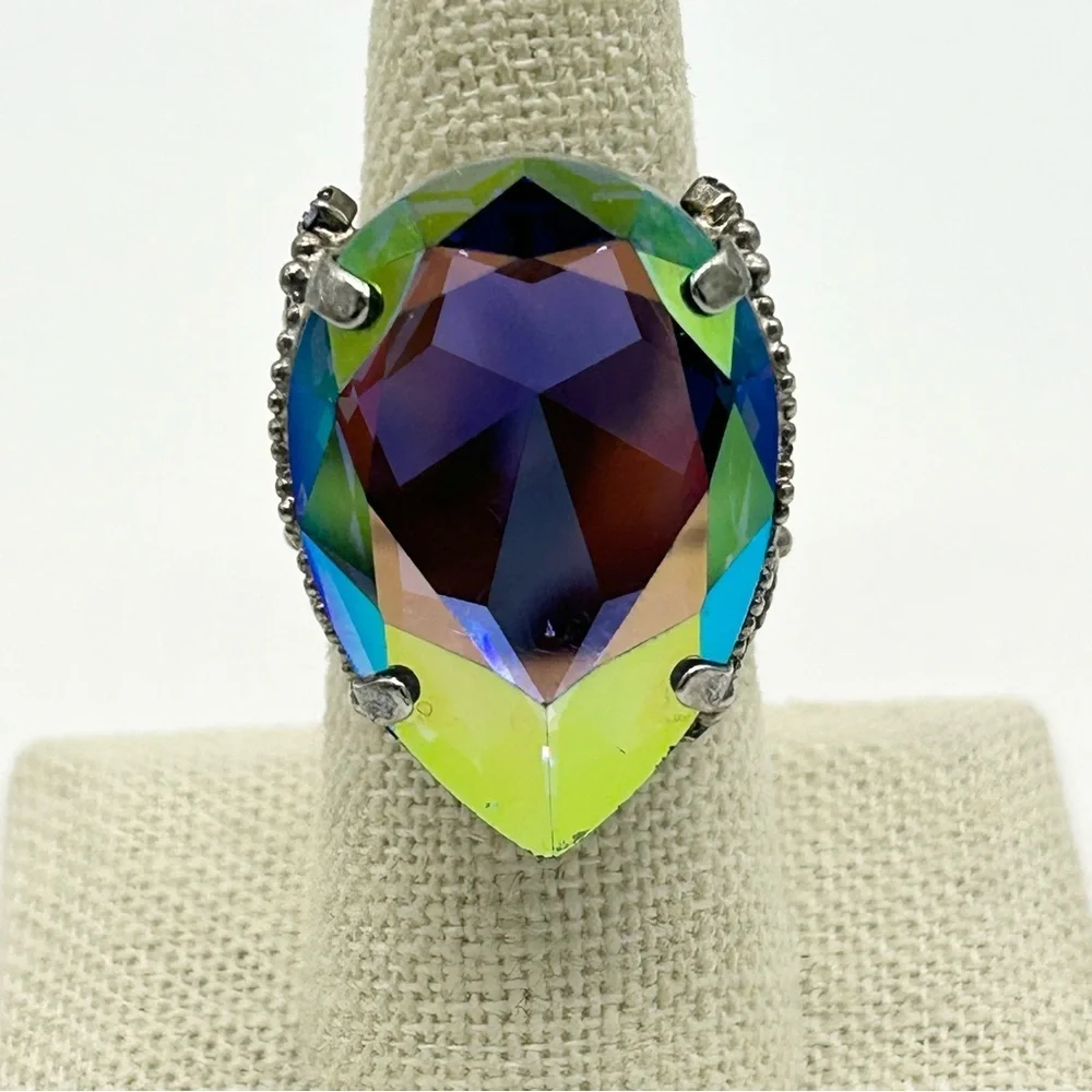 Sorrelli AB Crystal Teardrop Band Ring